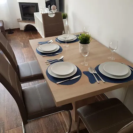 La Bella Apartament Marezige