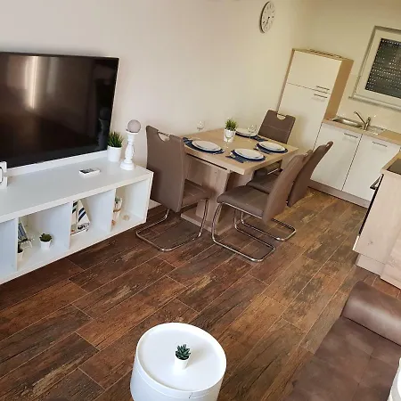 La Bella Apartment Marezige