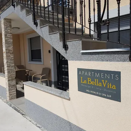 Apartment La Bella